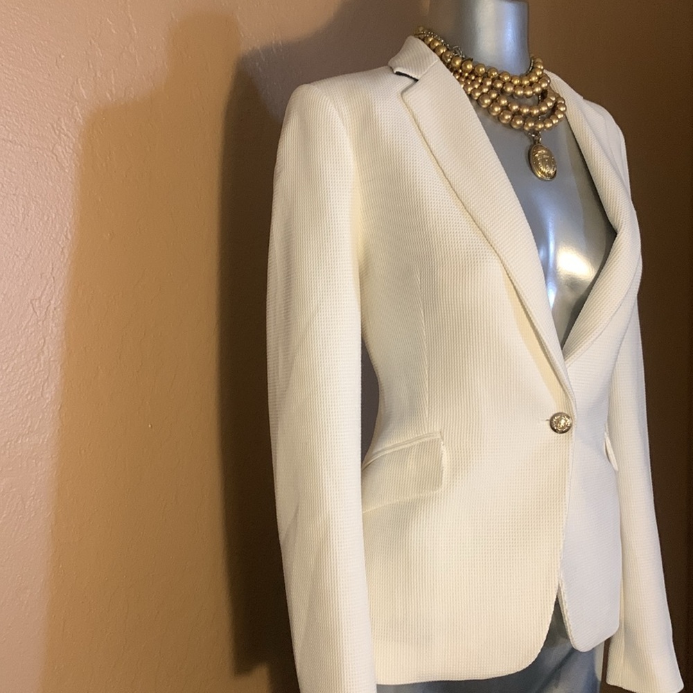 Zara White Textured Single Breasted Blazer.  SZ XS - Picture 4 of 5